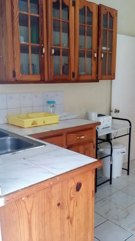 Paradise Place Apartman Discovery Bay