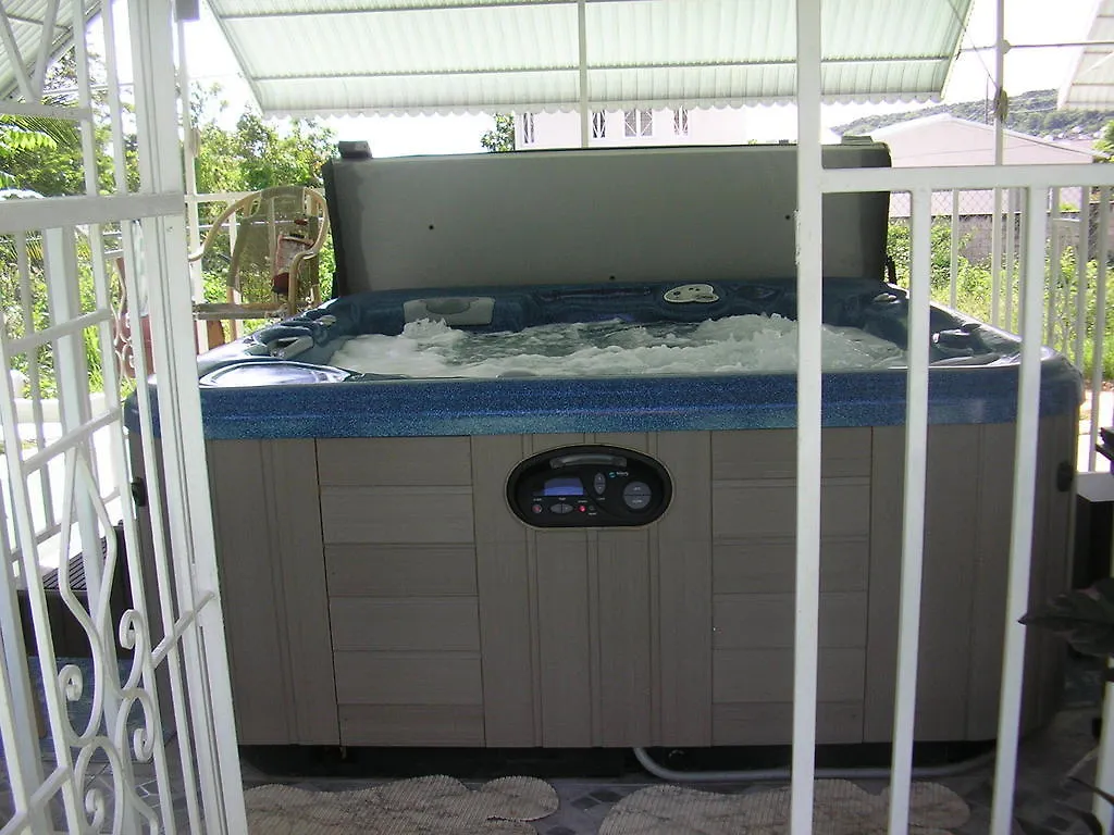Paradise Place Apartman Discovery Bay